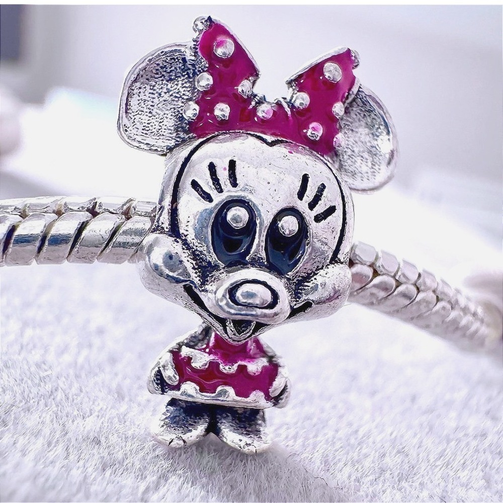 Minnie Mouse with Bow Silver Charm Bead fits PANDORA